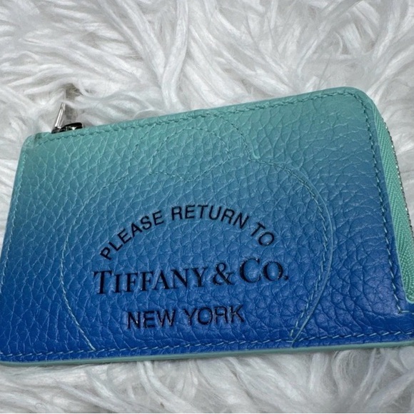 TIFFANY &Co🩵 100% Authentic TIFFANY Women's Zipped Logo Case Card Holder🩵 - Picture 4 of 7